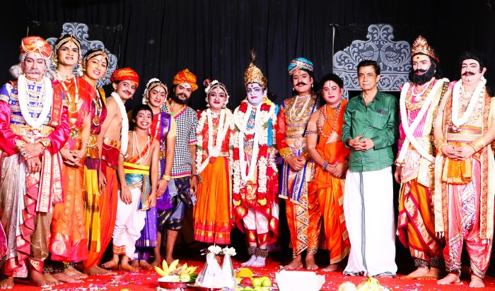 Members of Bhagavata Mela Natya Nataka Sangam, Melattur